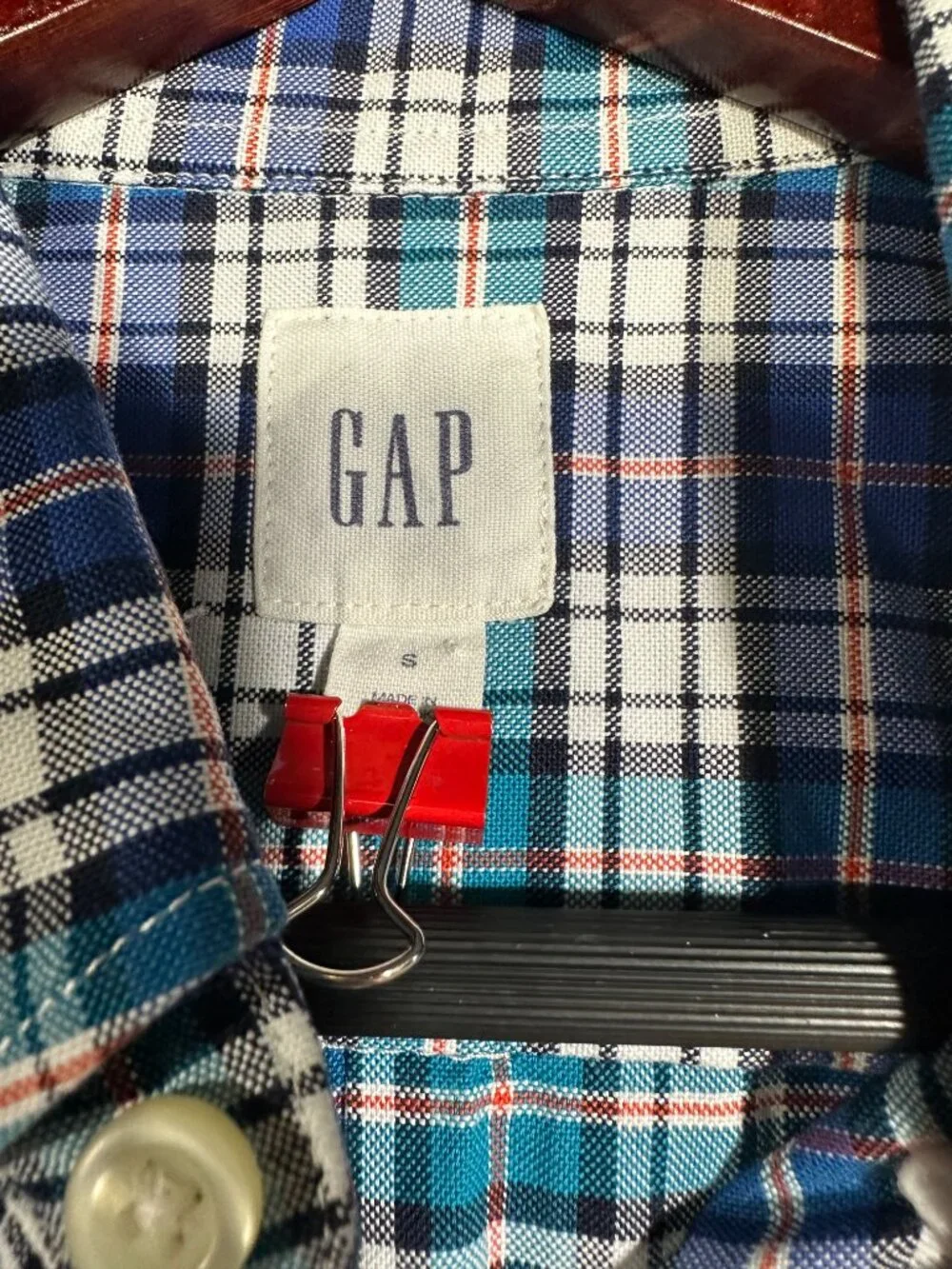 GAP Shirt Mens Small Blue Plaid Cotton Button Down Pocket Long Sleeve